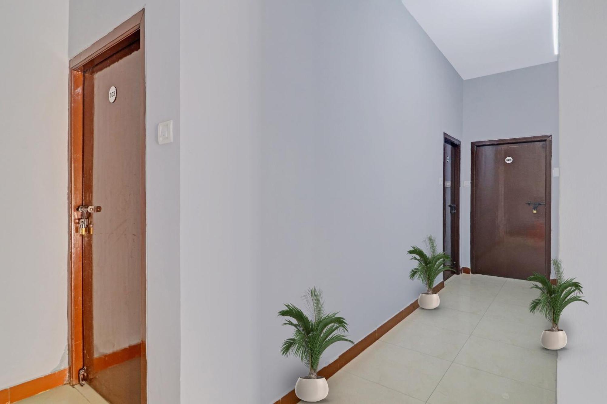 Hotel O Jagannath Near Shilparamam Kondapur  Exterior foto